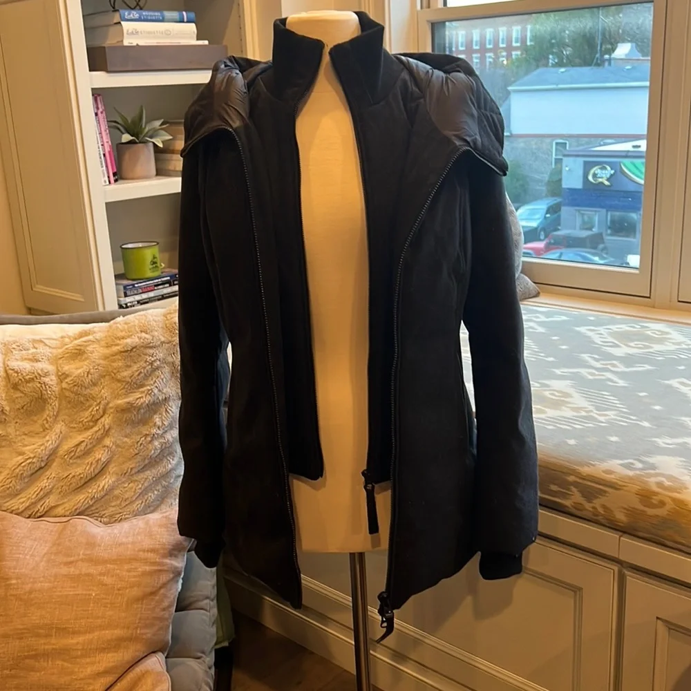 Coat - Picture 1 of 7